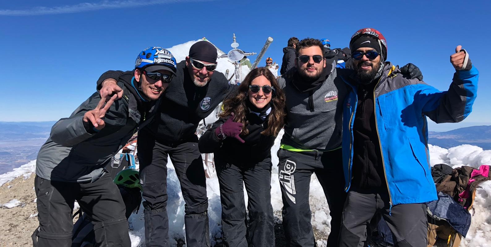 La cumbre del Pico de Orizaba ve con los expertos de hgmexico