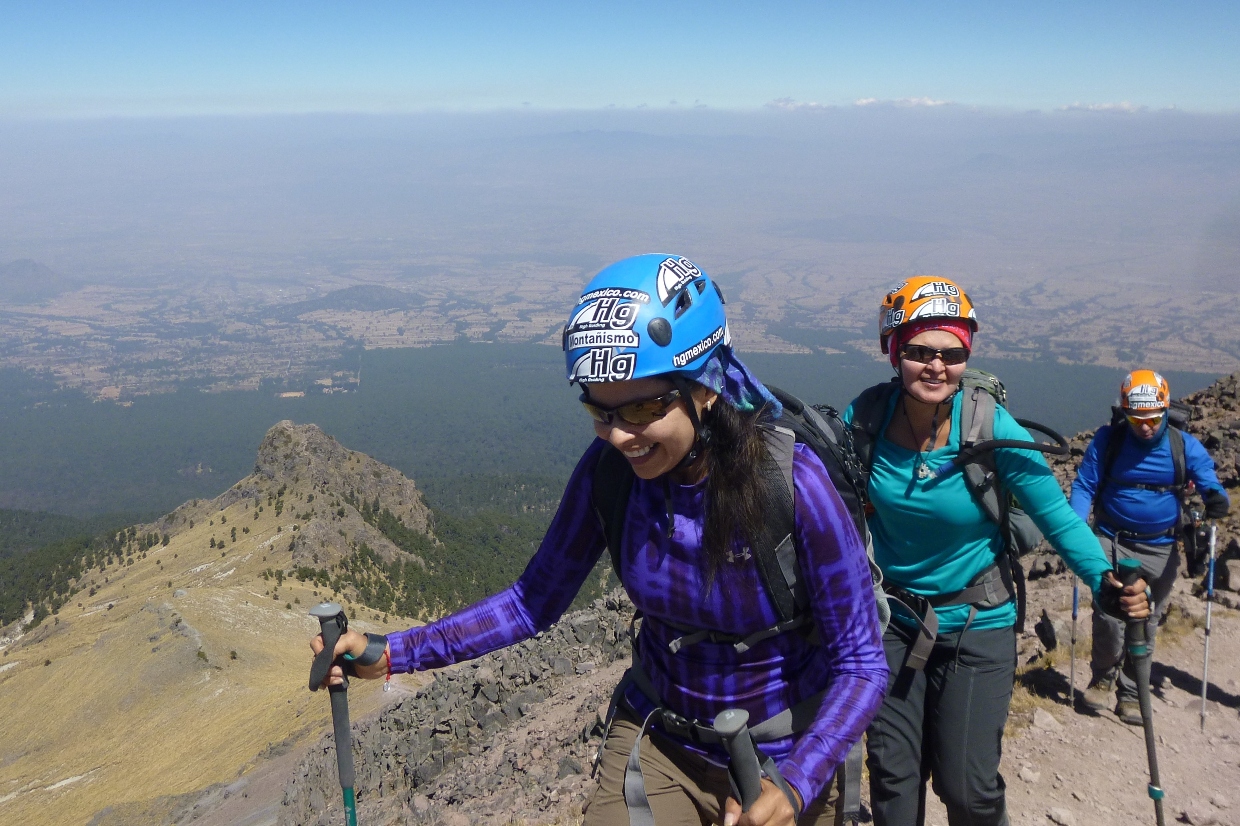 Iztaccihuatl view from Malinchesummit