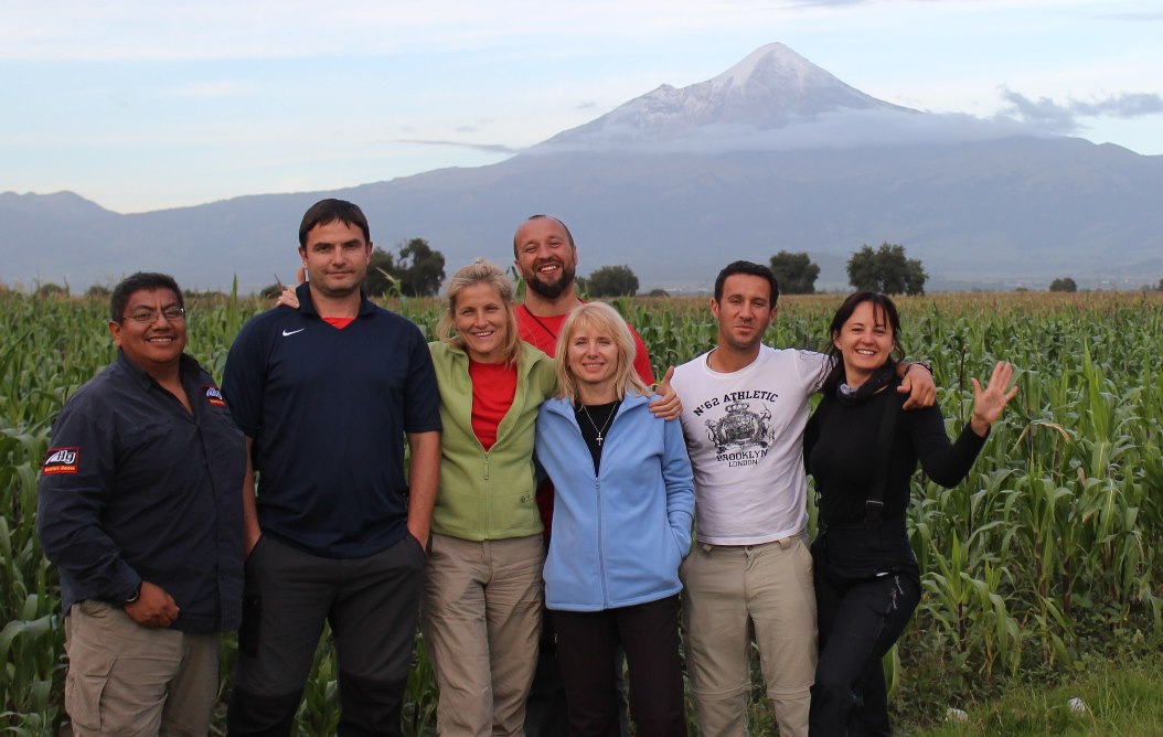 campos bajo el Pico de orizaba